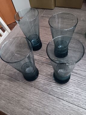 Unk Blue-Tinted Ribbed Base Drinking Glasses - Set of 4